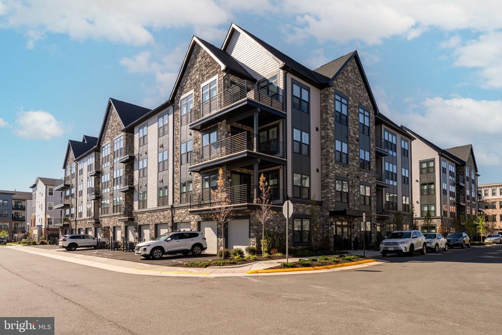 23665 HAVELOCK WALK TERRACE Unit: 406