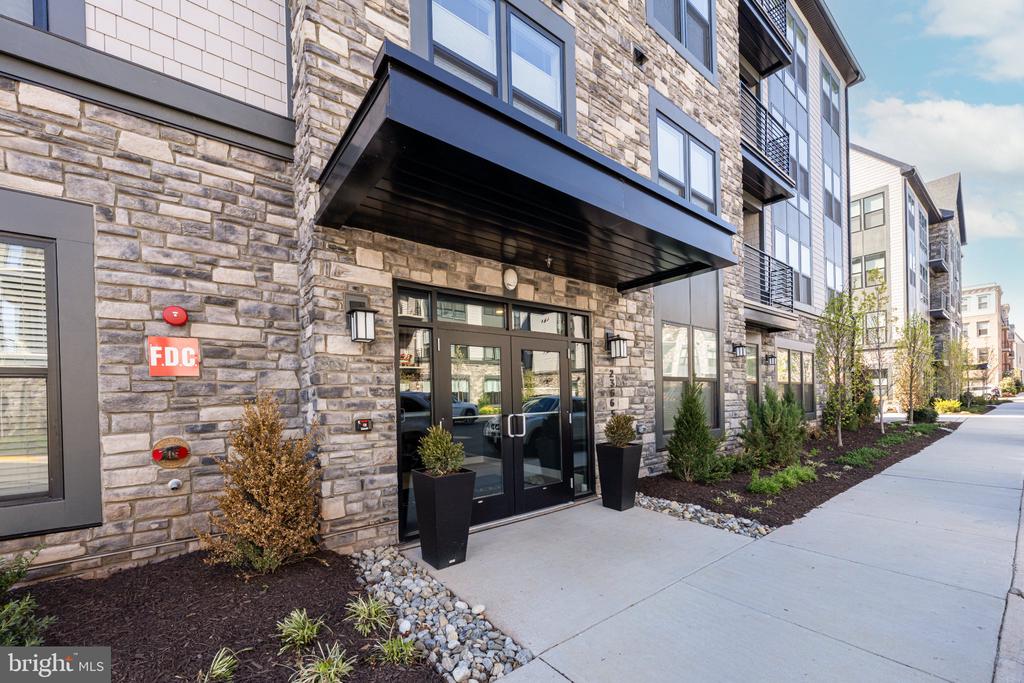 23665 HAVELOCK WALK TERRACE Unit: 406