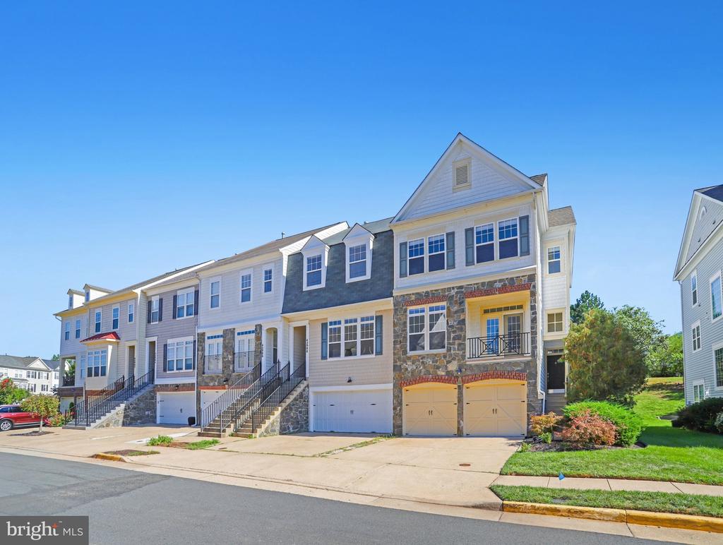 42990 MILL RACE TERRACE