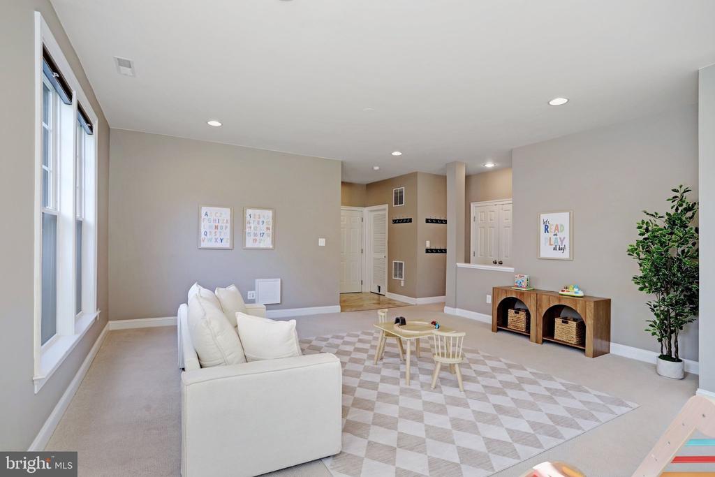 42990 MILL RACE TERRACE