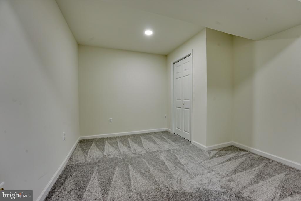 9636 Austin Way
