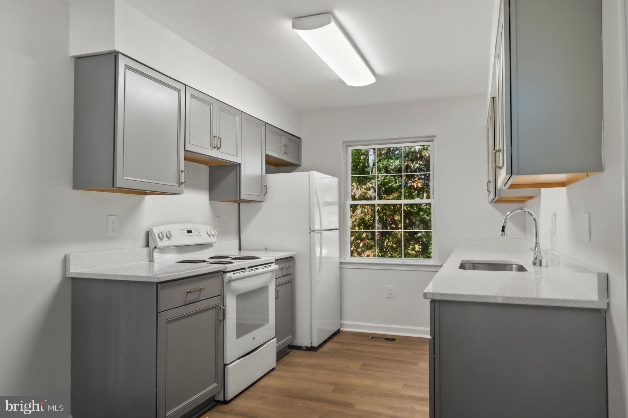 8334 SHADY GROVE CIRCLE