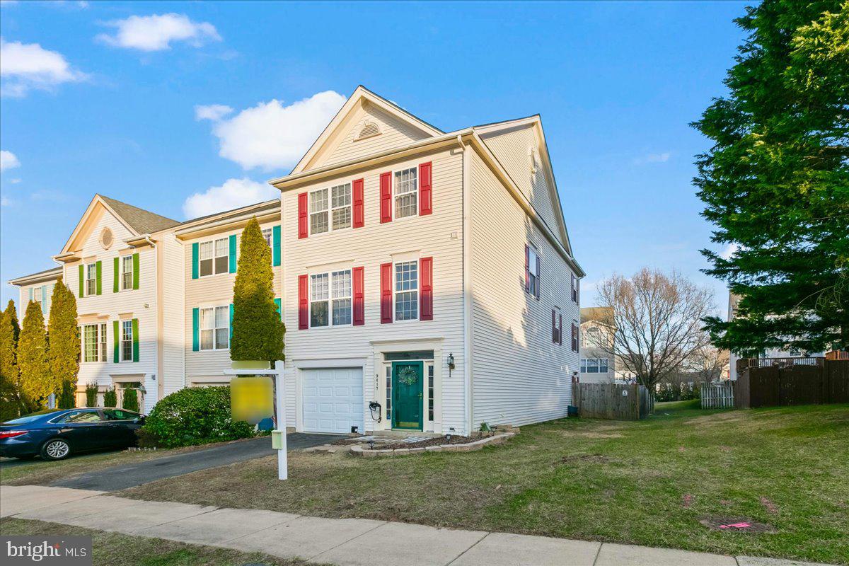 9417 Black Hawk Ct