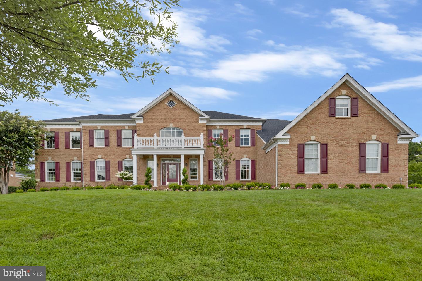 15214 Golf View Dr