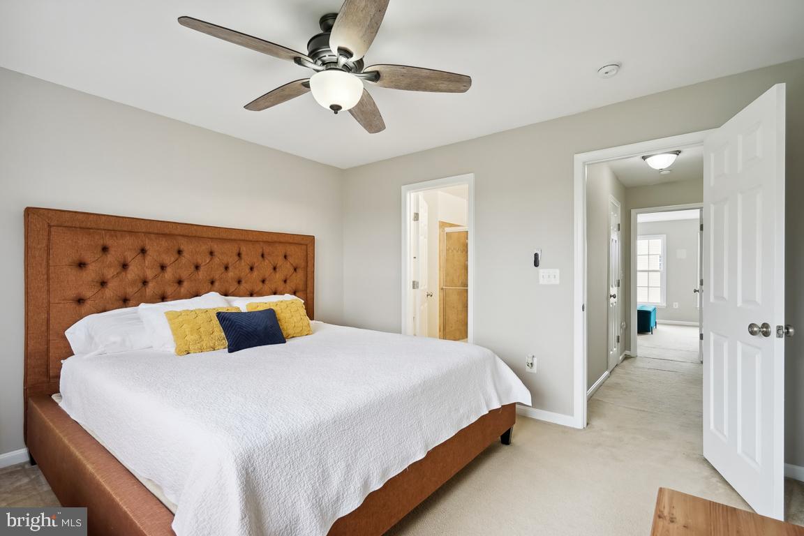15693 John Diskin Cir