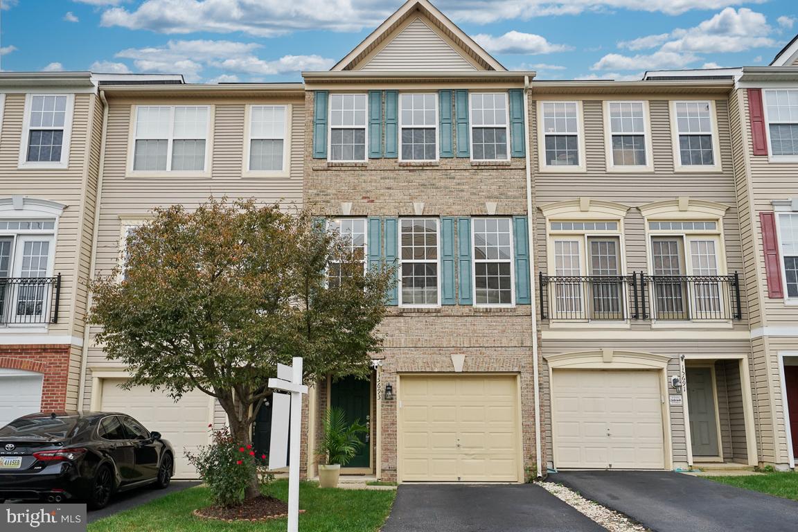 15693 John Diskin Cir