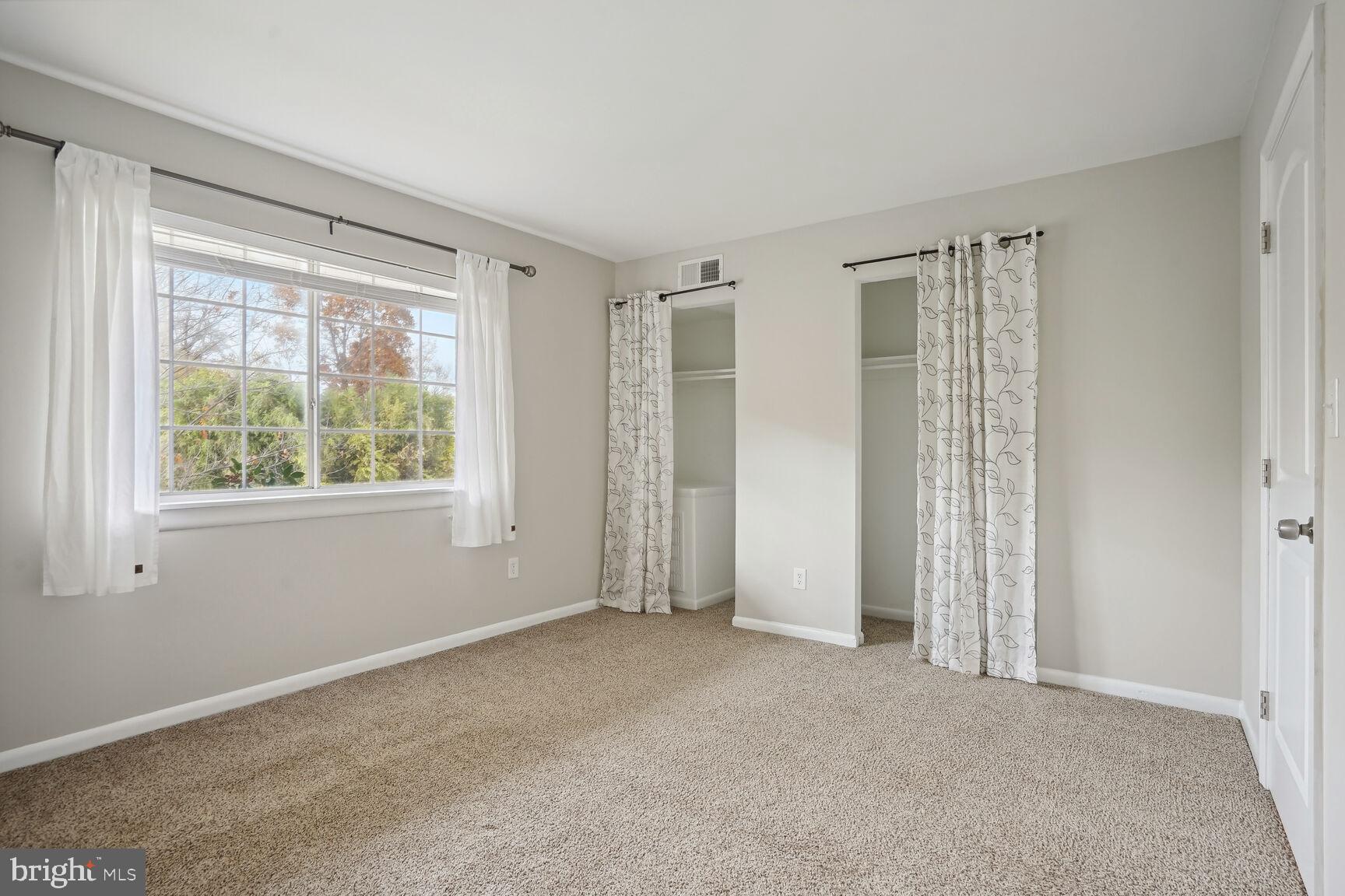 1521 Colonial Dr #304