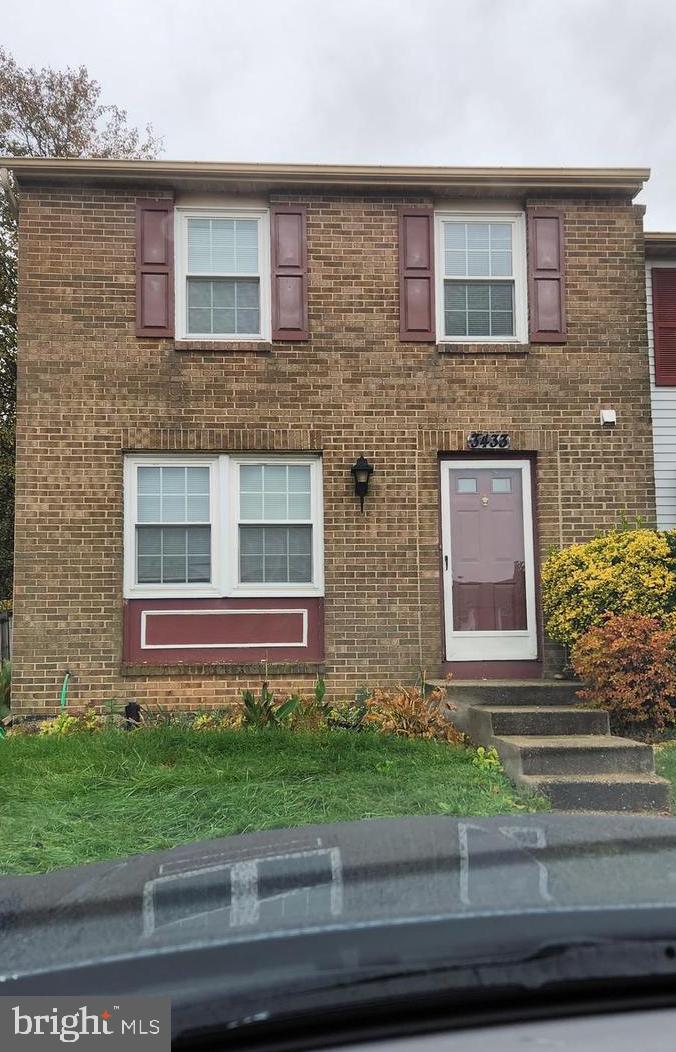 3433 Belfry Ln