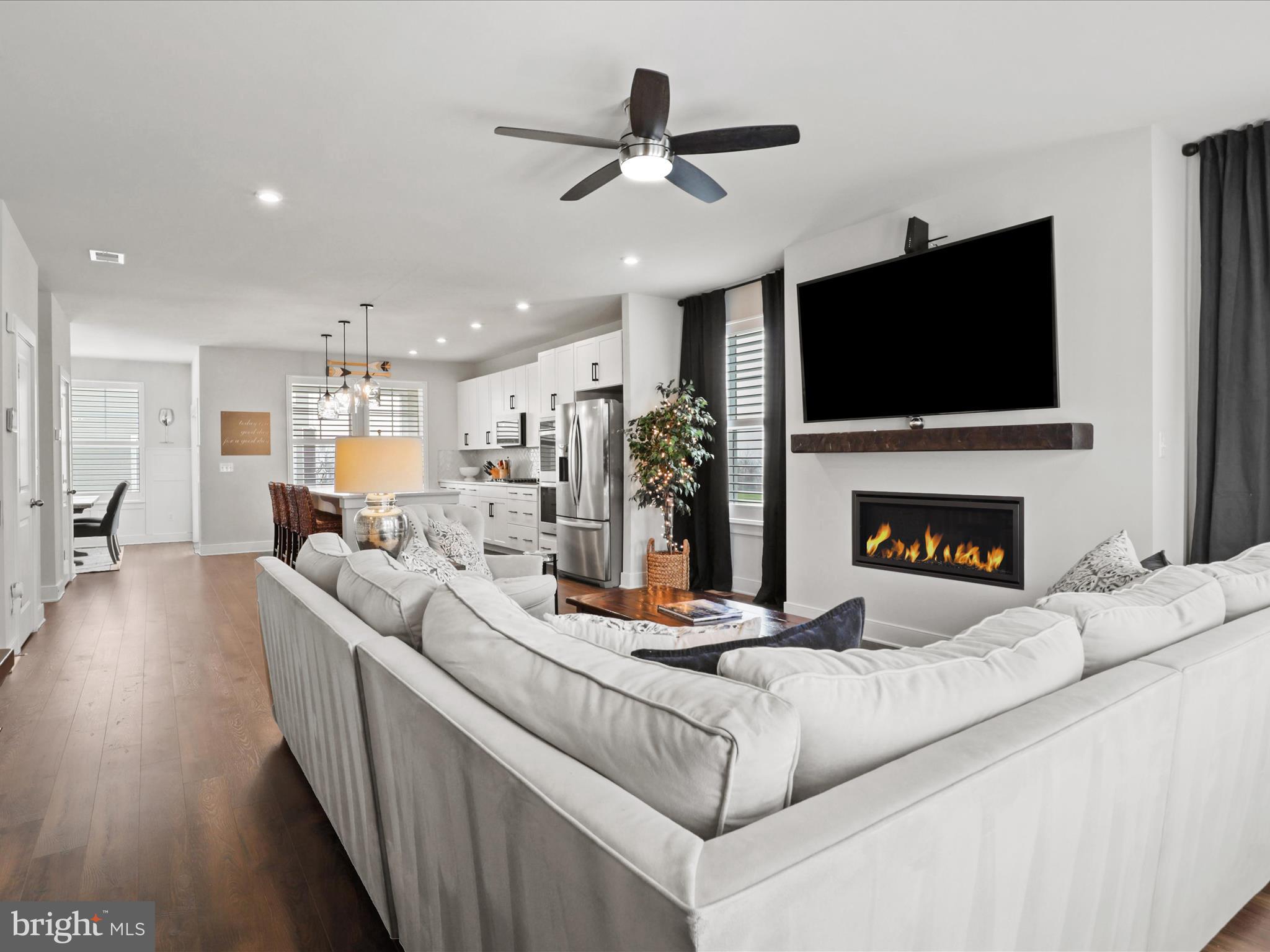 1450 Meadowlark Glen Rd