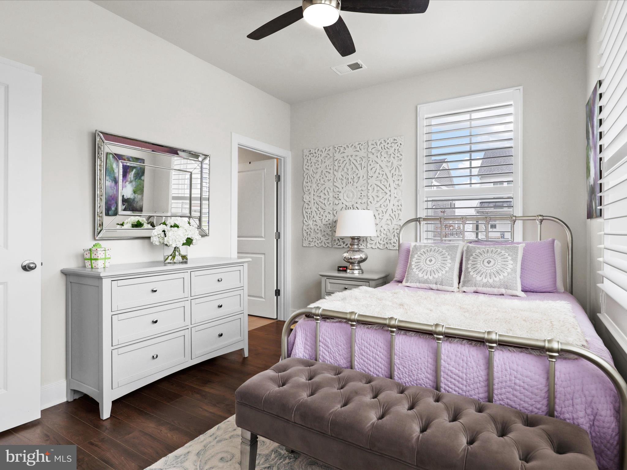 1450 Meadowlark Glen Rd