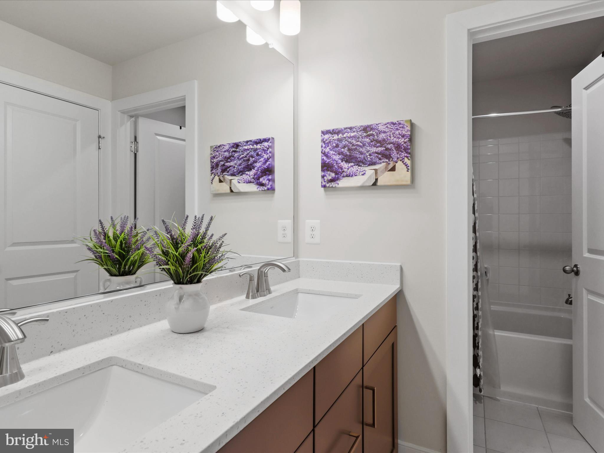 1450 Meadowlark Glen Rd