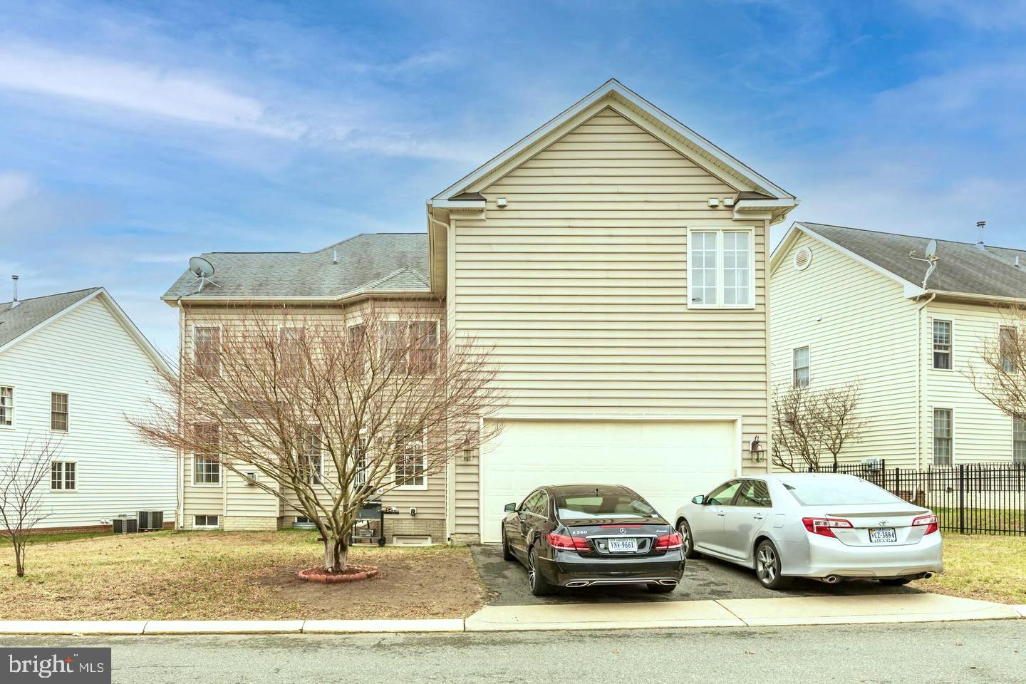 2745 Bulkhead Dr