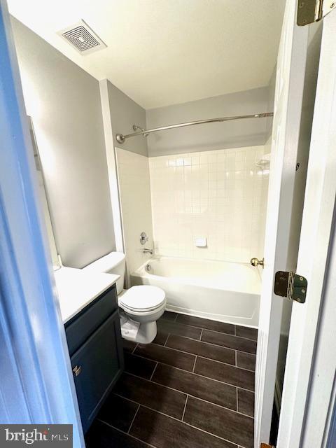 9840 Cheshire Ridge Cir