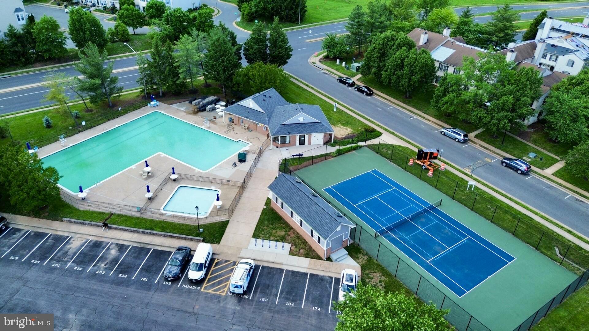 7554 Belle Grae Dr