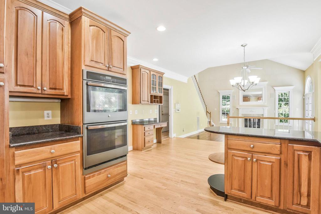 10960 Stonebrook Dr