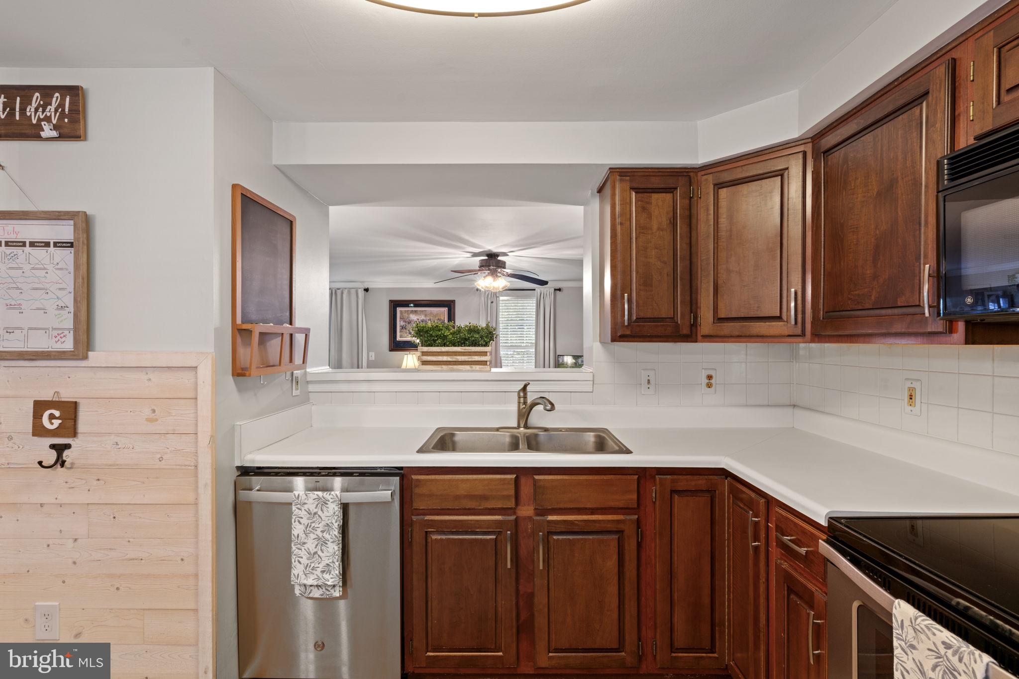 16937 Monmouth Ct
