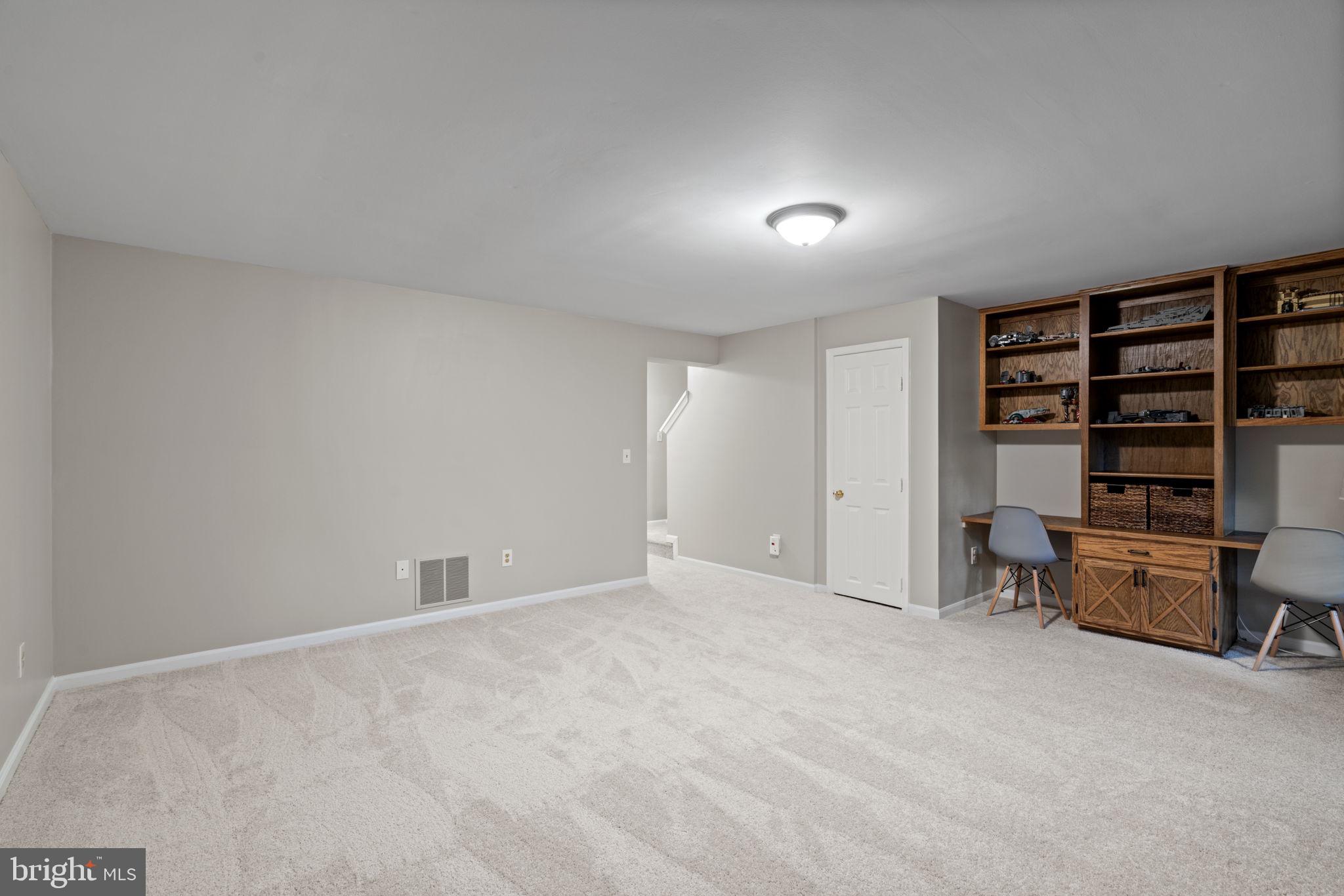 16937 Monmouth Ct