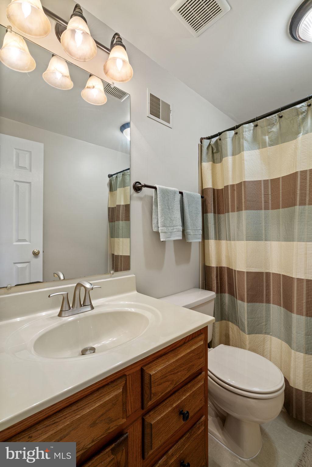 16937 Monmouth Ct