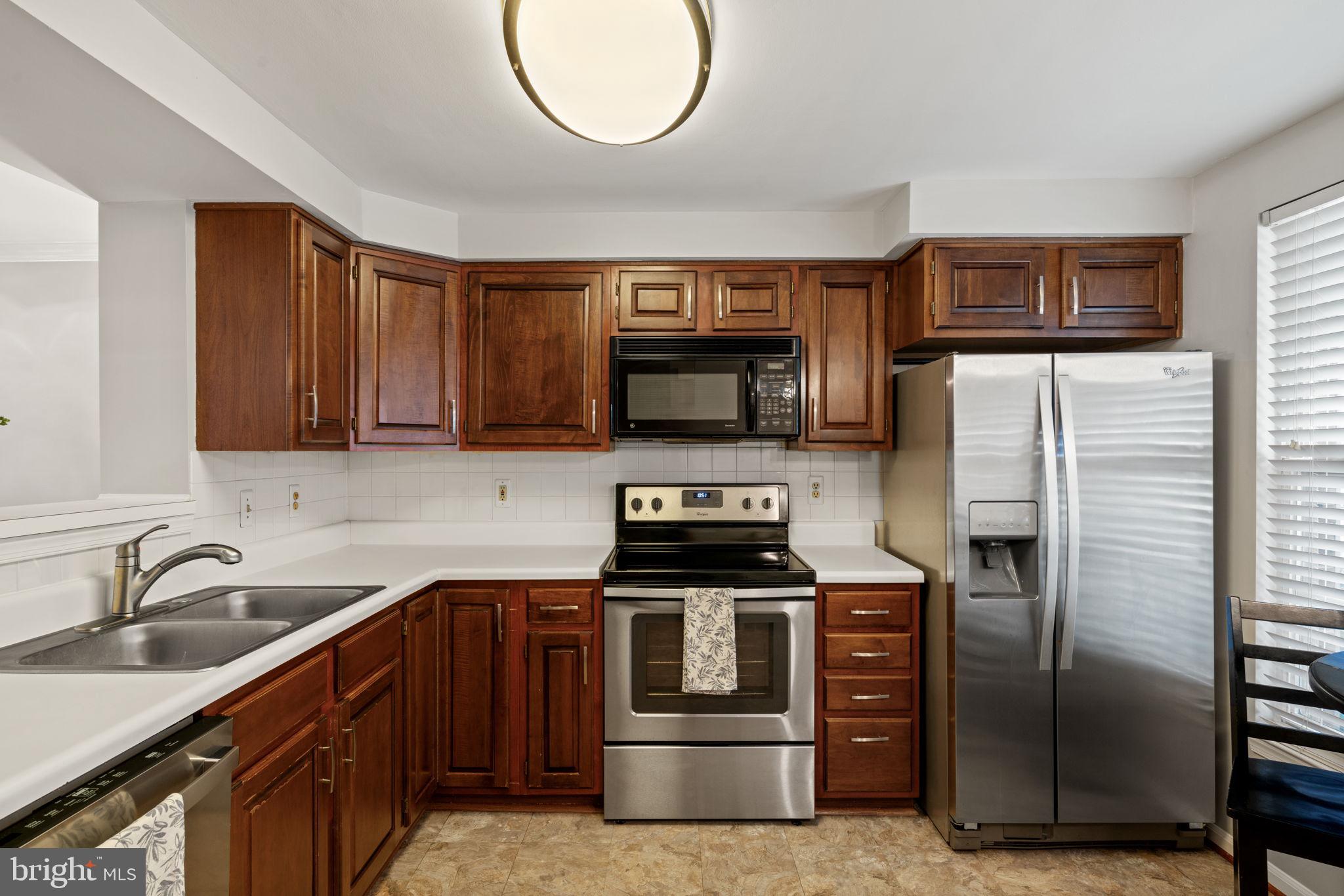 16937 Monmouth Ct