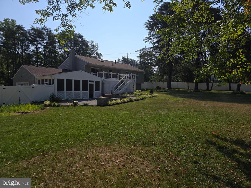 8007 Stillbrooke Rd