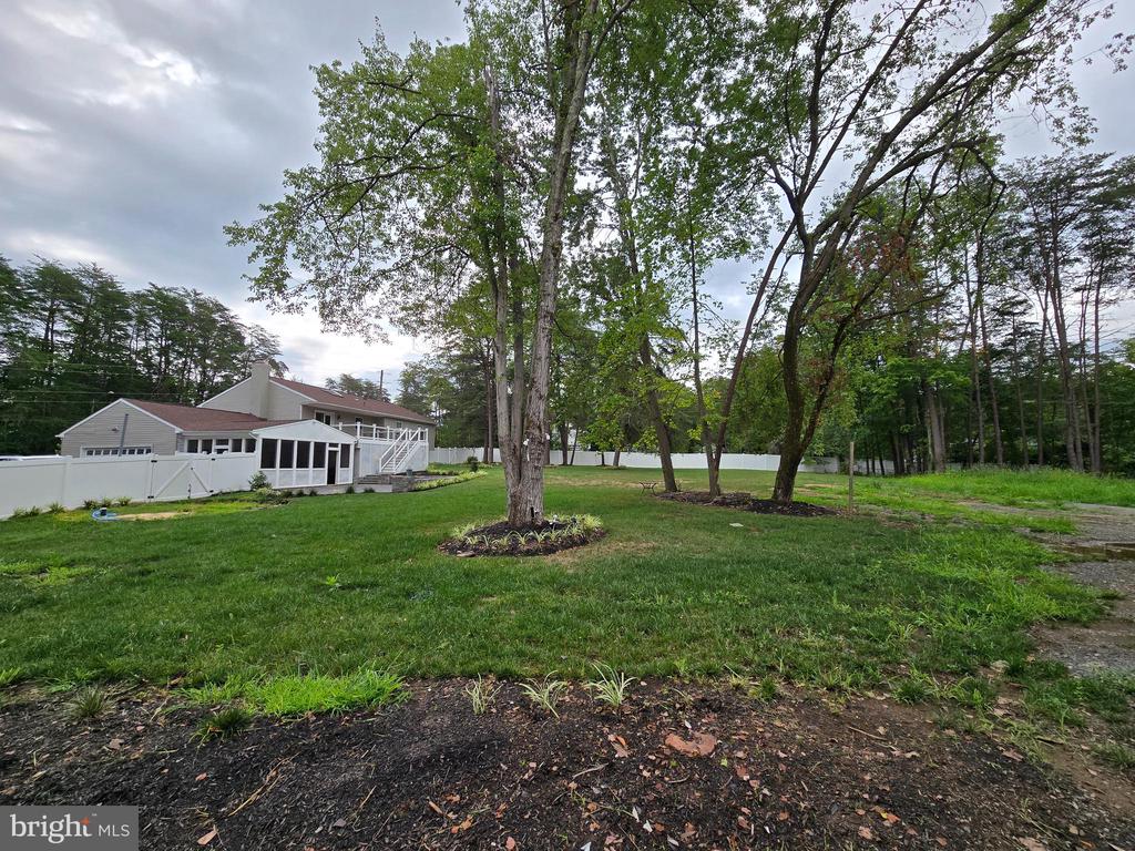 8007 Stillbrooke Rd