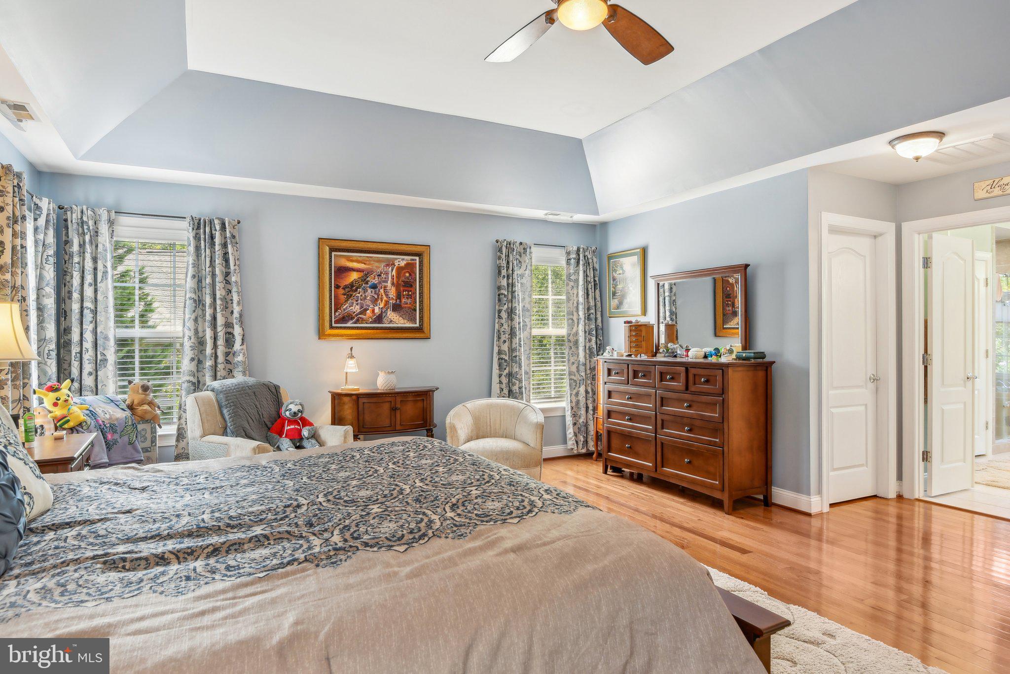 7204 SIMMONS RIDGE COURT