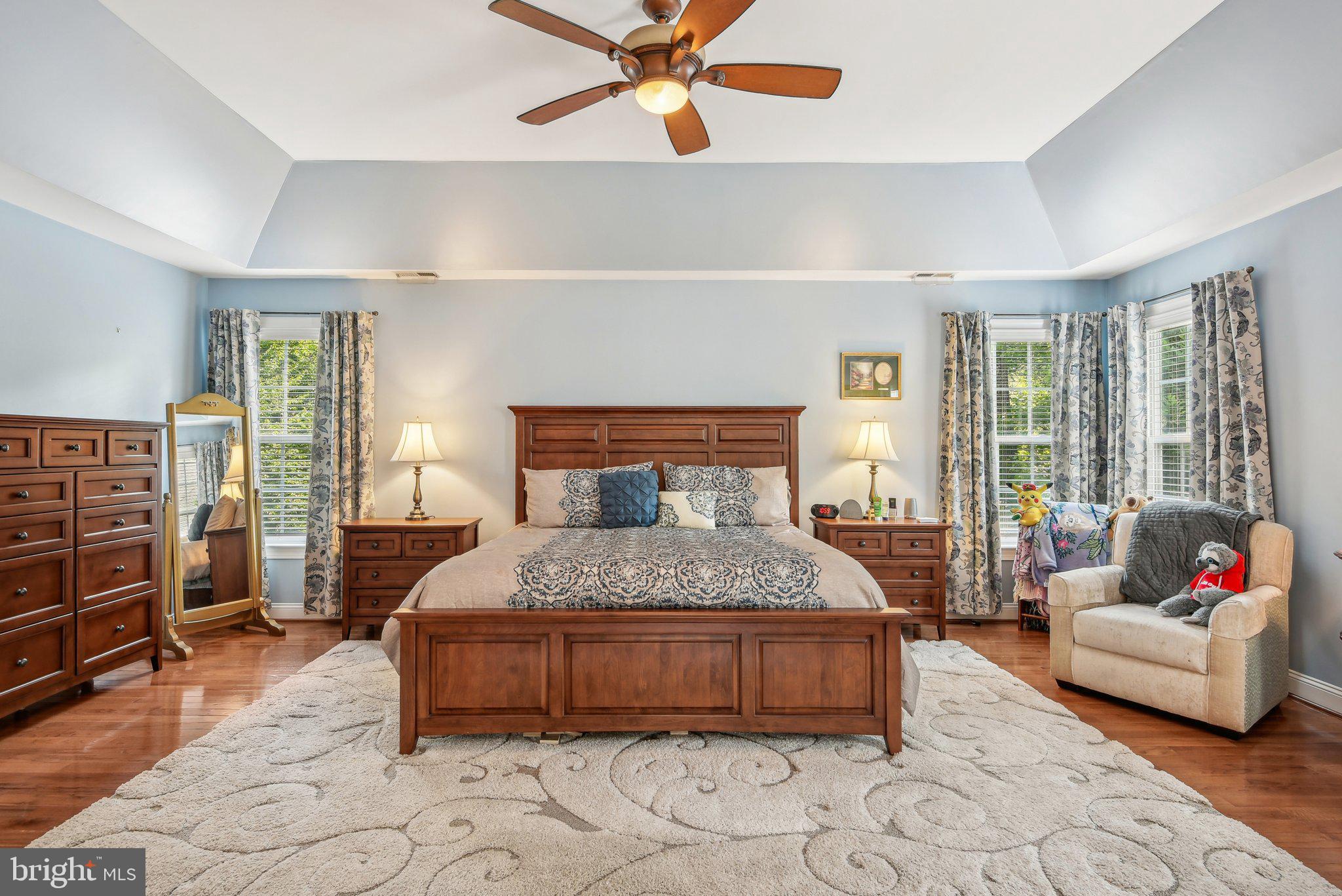 7204 SIMMONS RIDGE COURT
