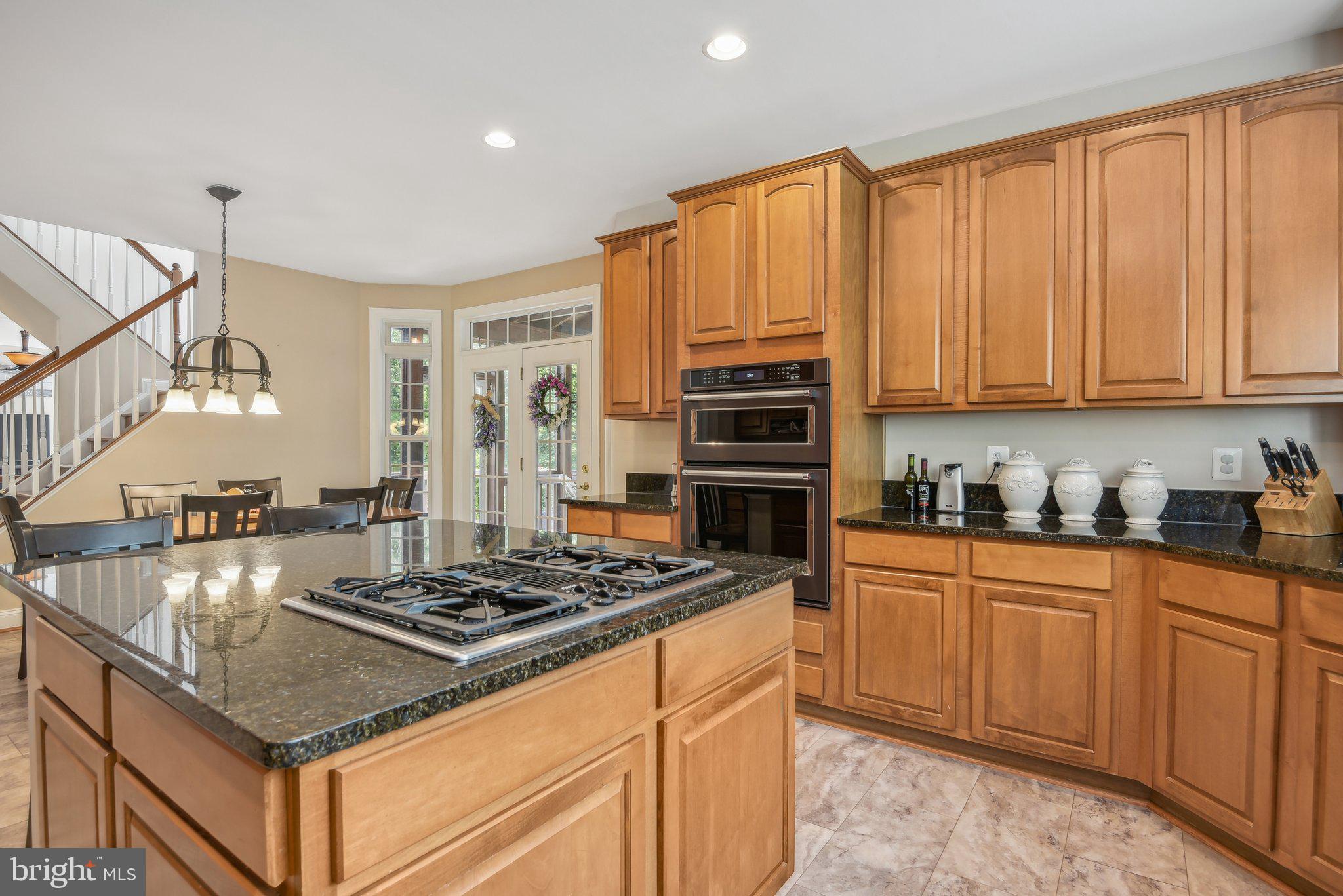 7204 SIMMONS RIDGE COURT