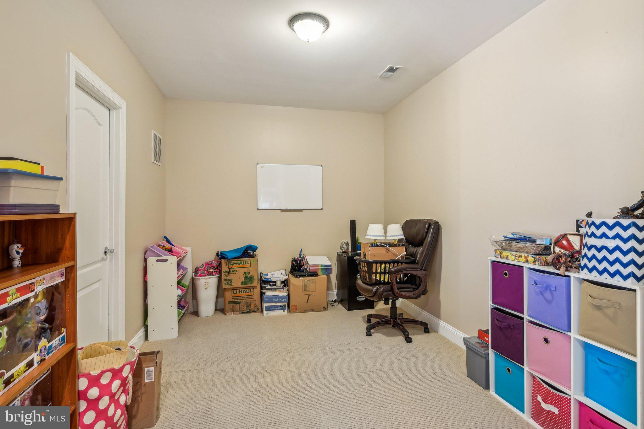7204 SIMMONS RIDGE COURT