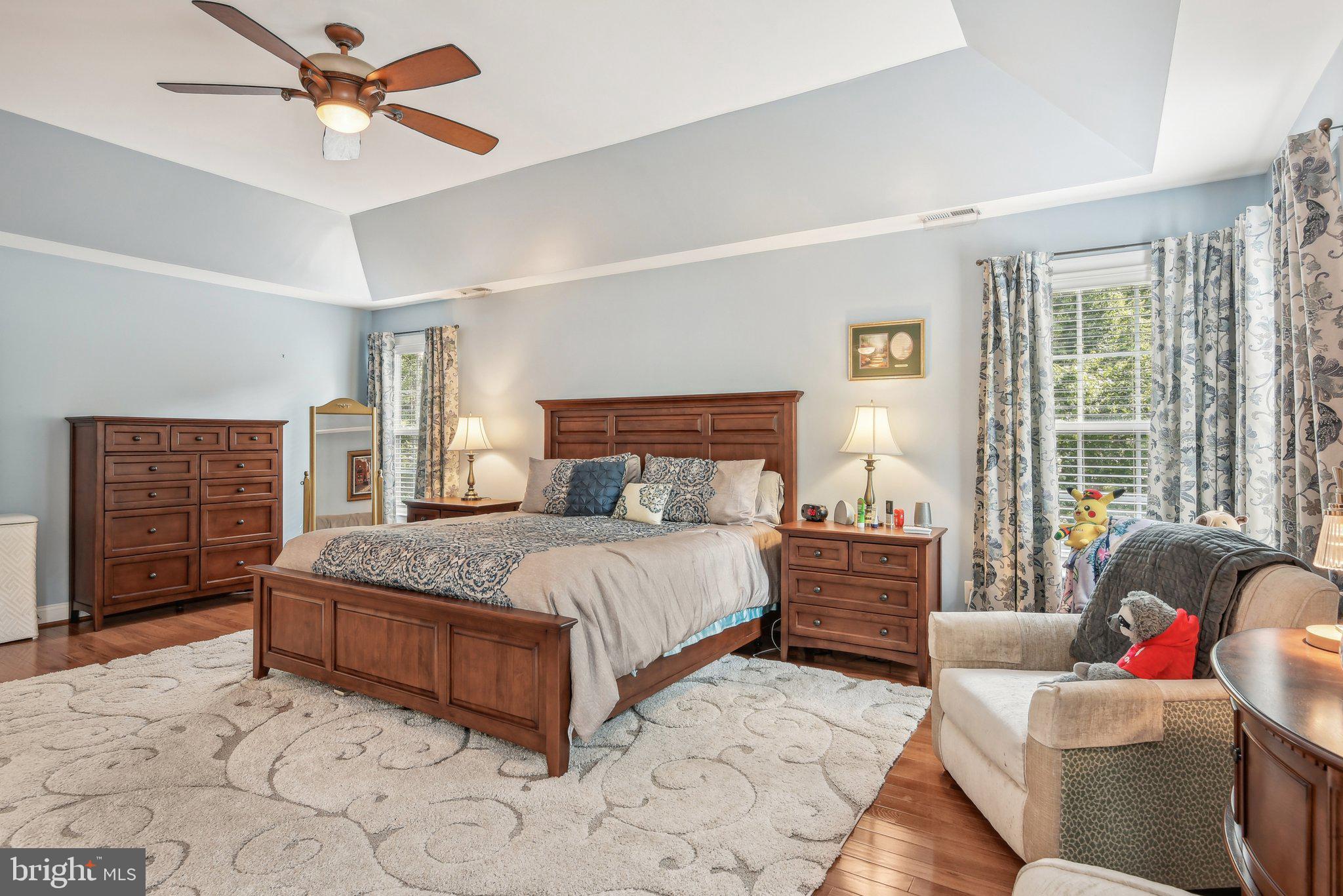7204 SIMMONS RIDGE COURT