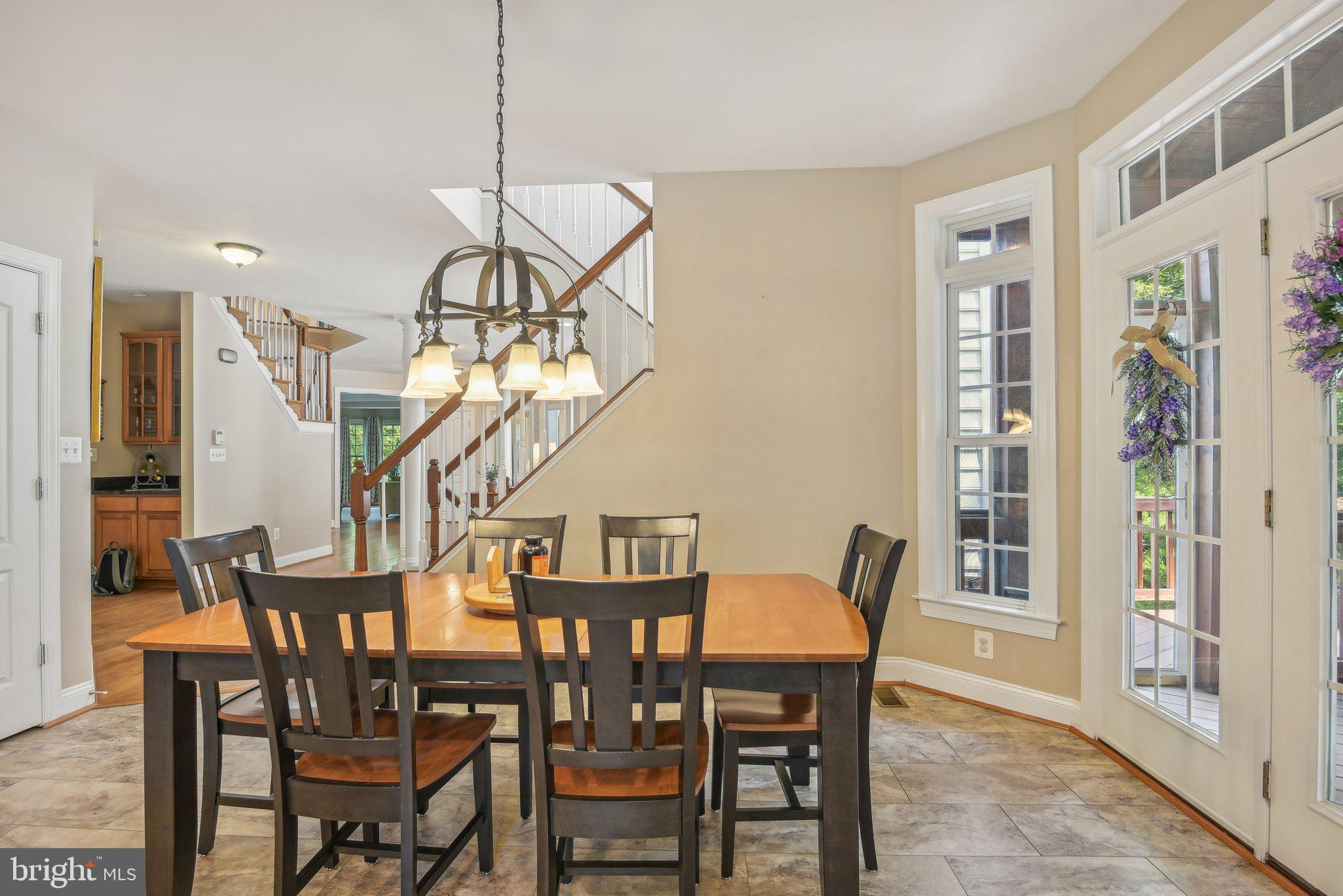 7204 SIMMONS RIDGE COURT