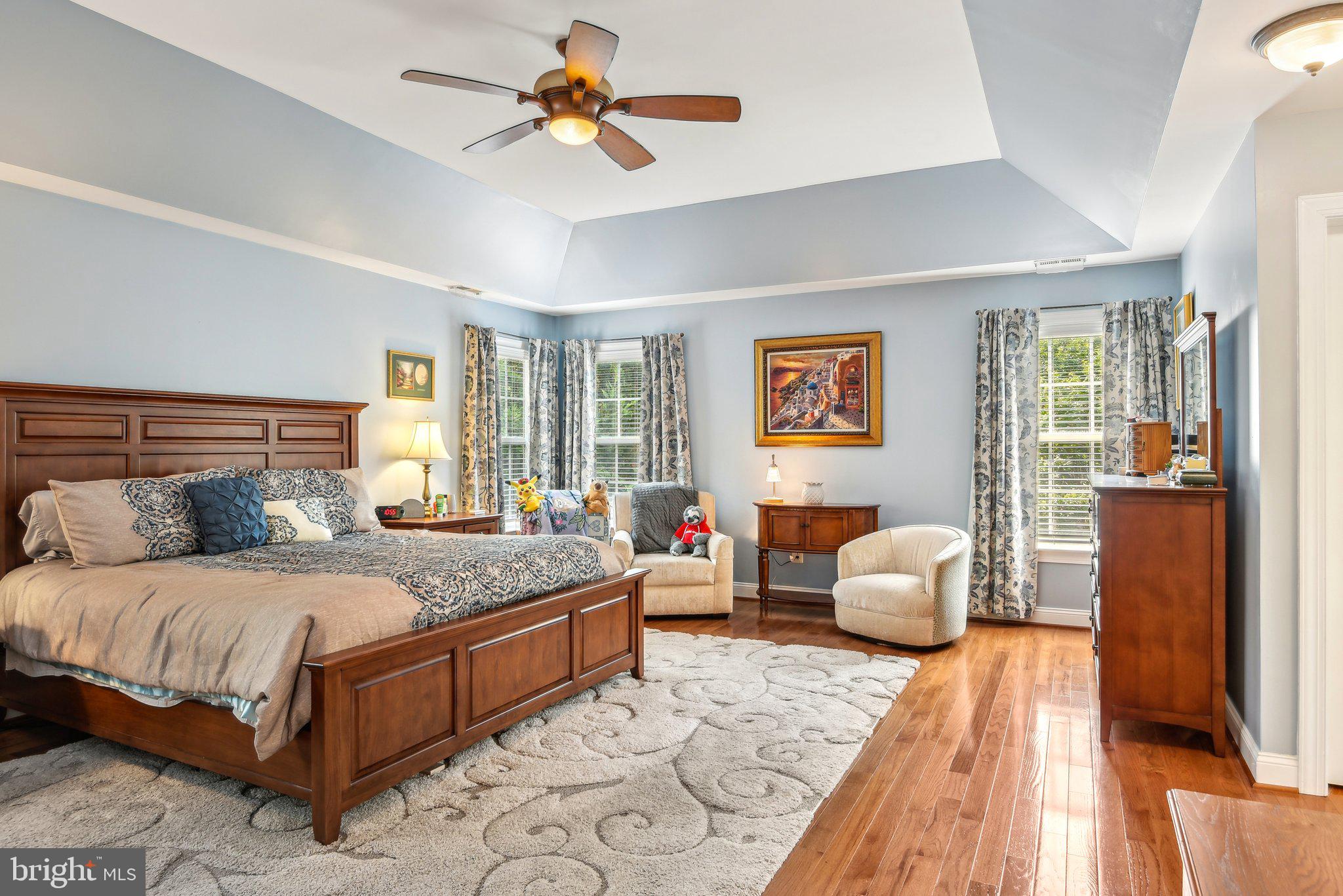 7204 SIMMONS RIDGE COURT