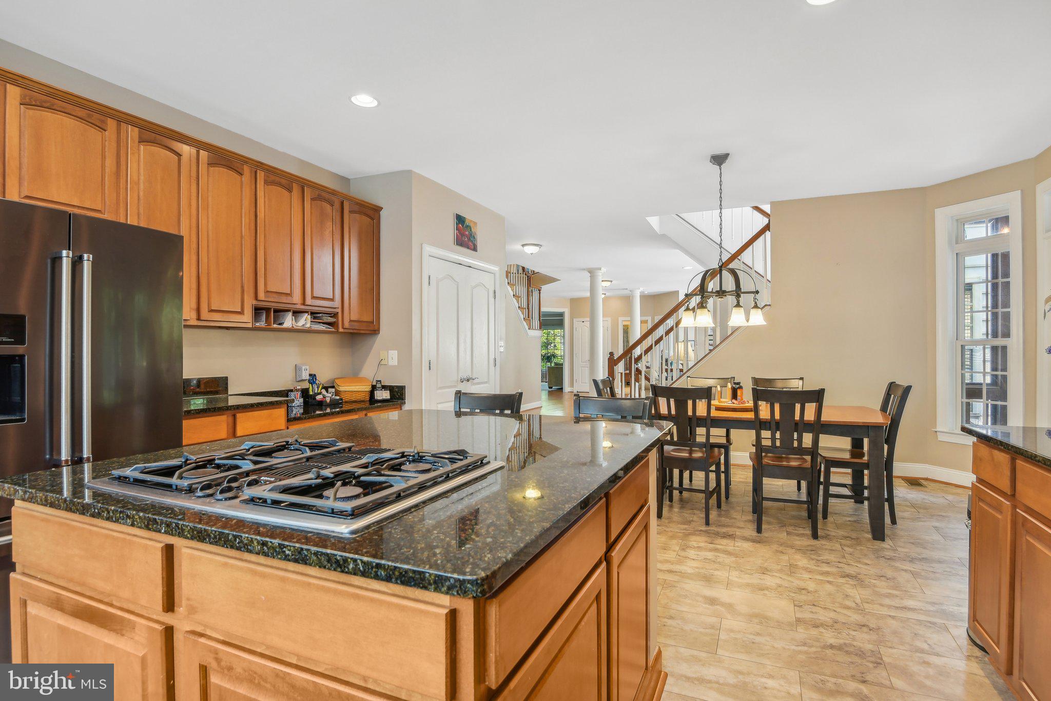 7204 SIMMONS RIDGE COURT