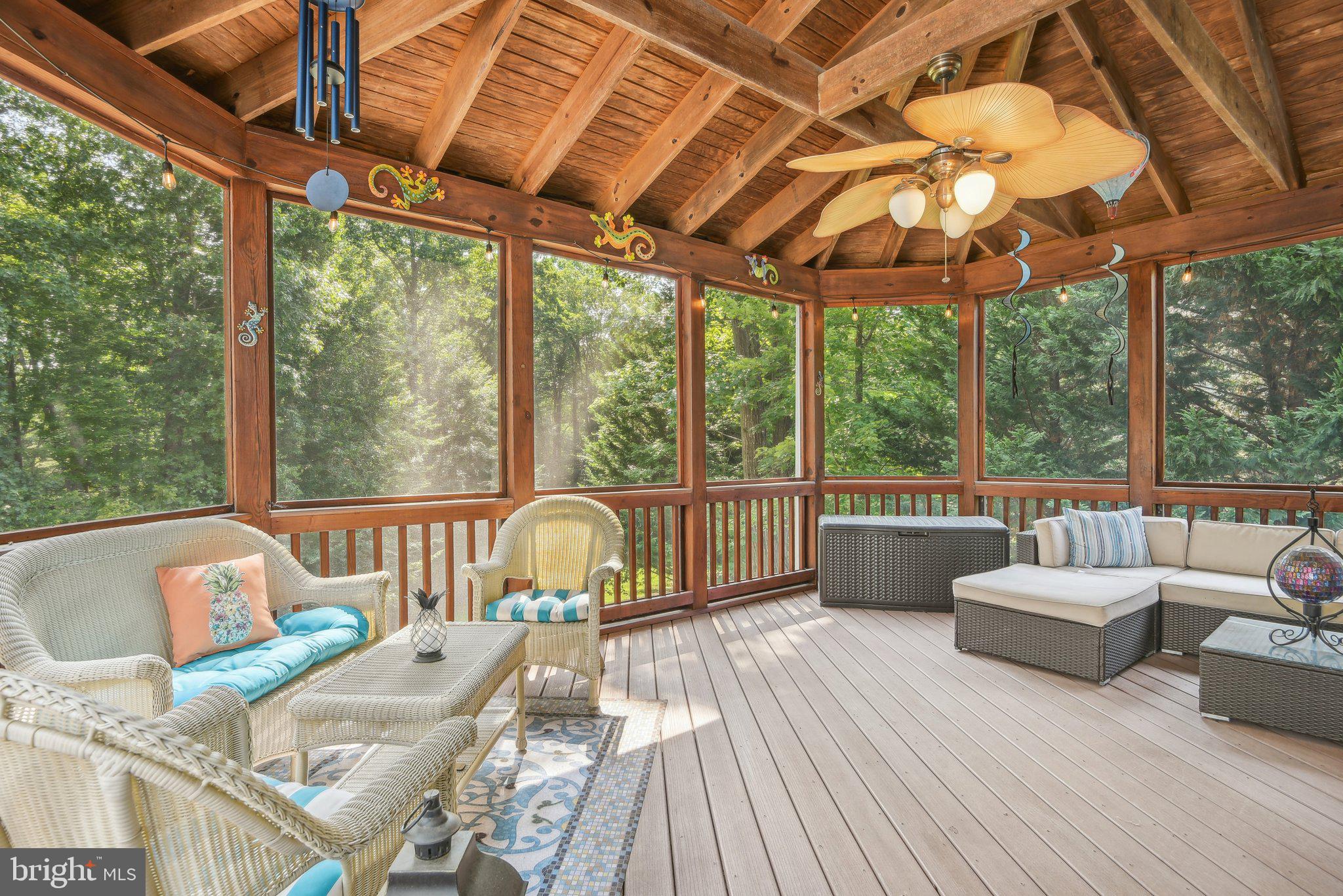 7204 SIMMONS RIDGE COURT
