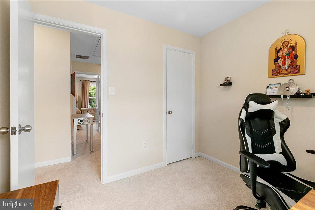 3632 Dahlgren Pl