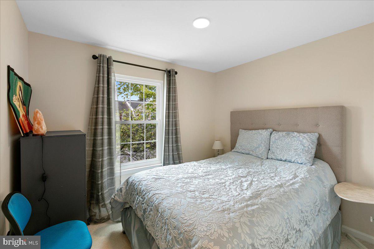 3632 Dahlgren Pl