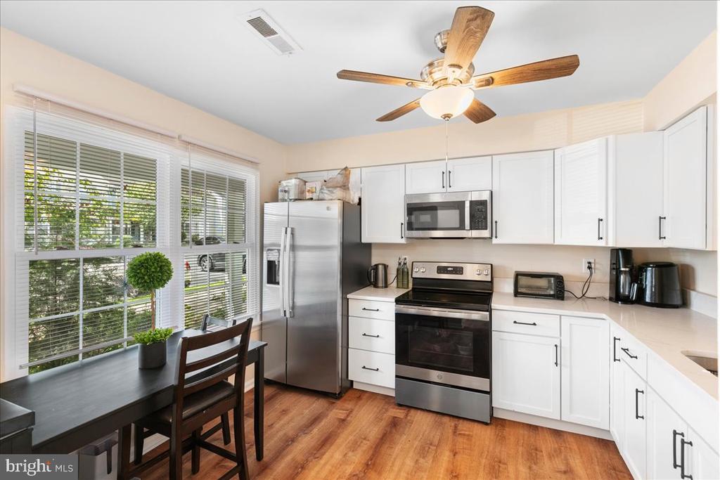 3632 Dahlgren Pl