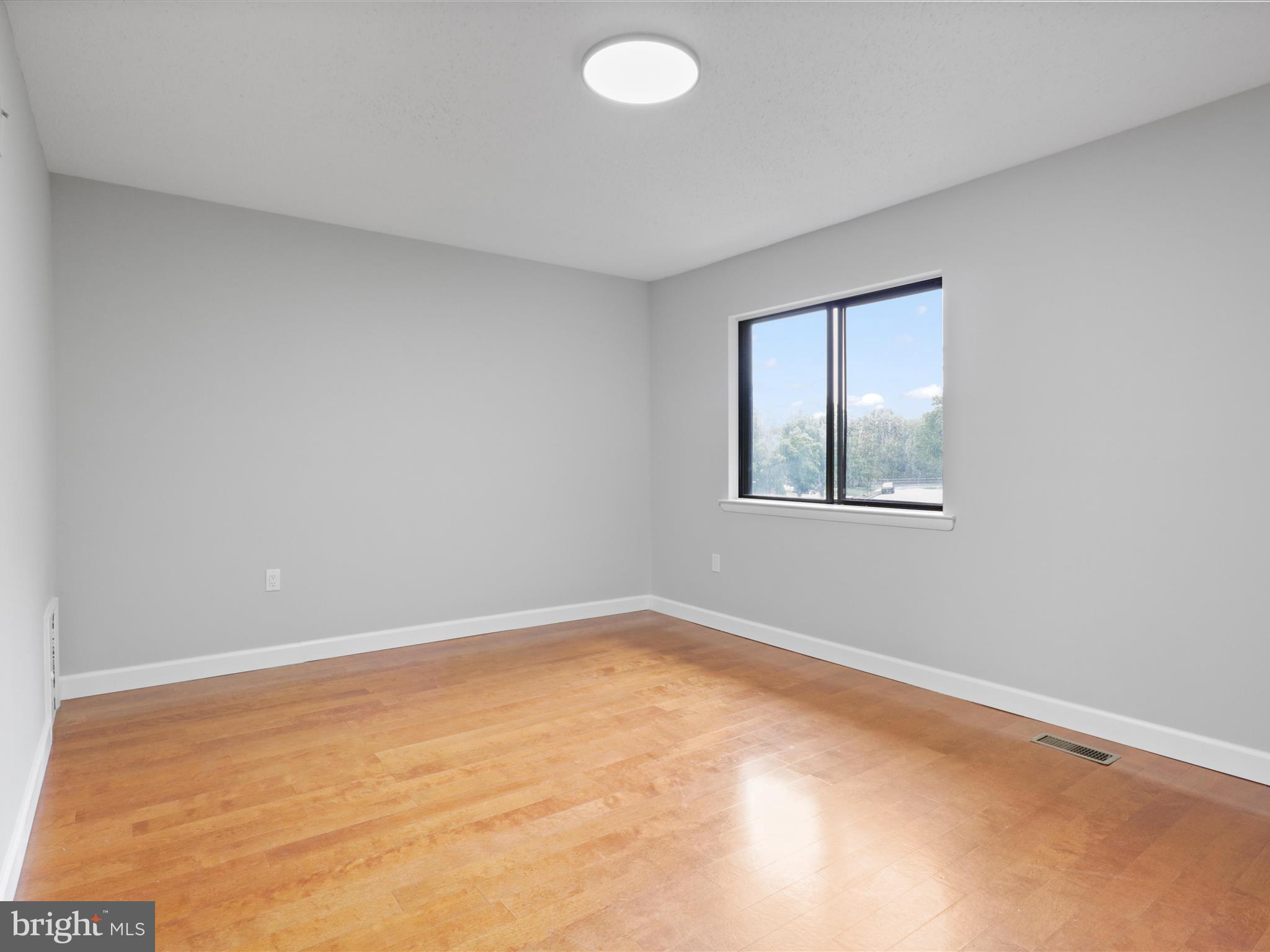 12554 Forest Hill Rd
