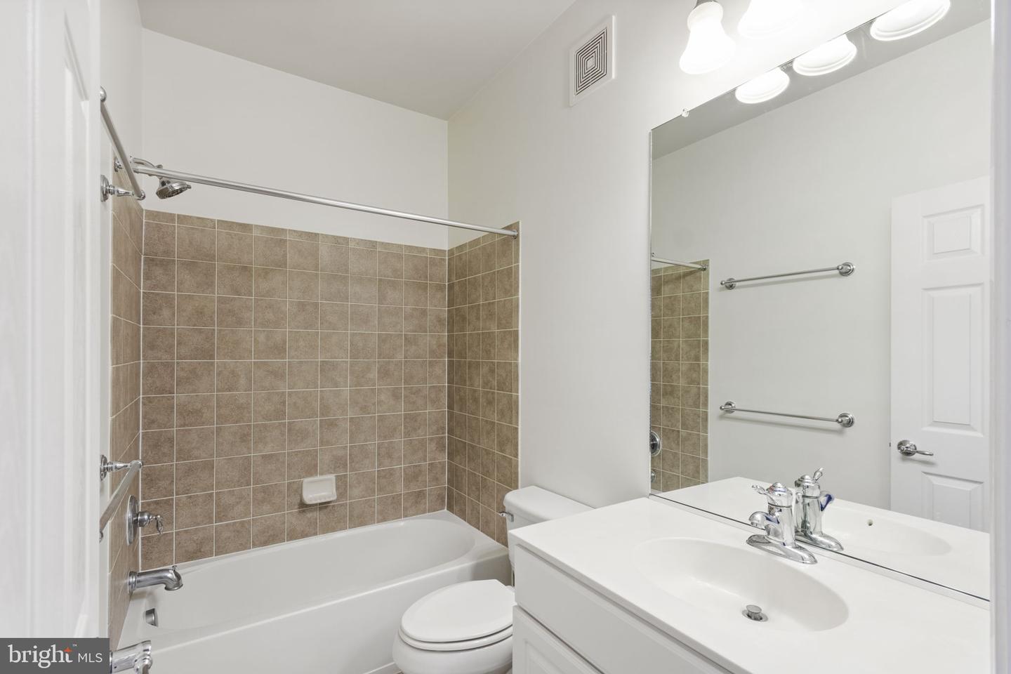 2247 Oberlin Dr #436a