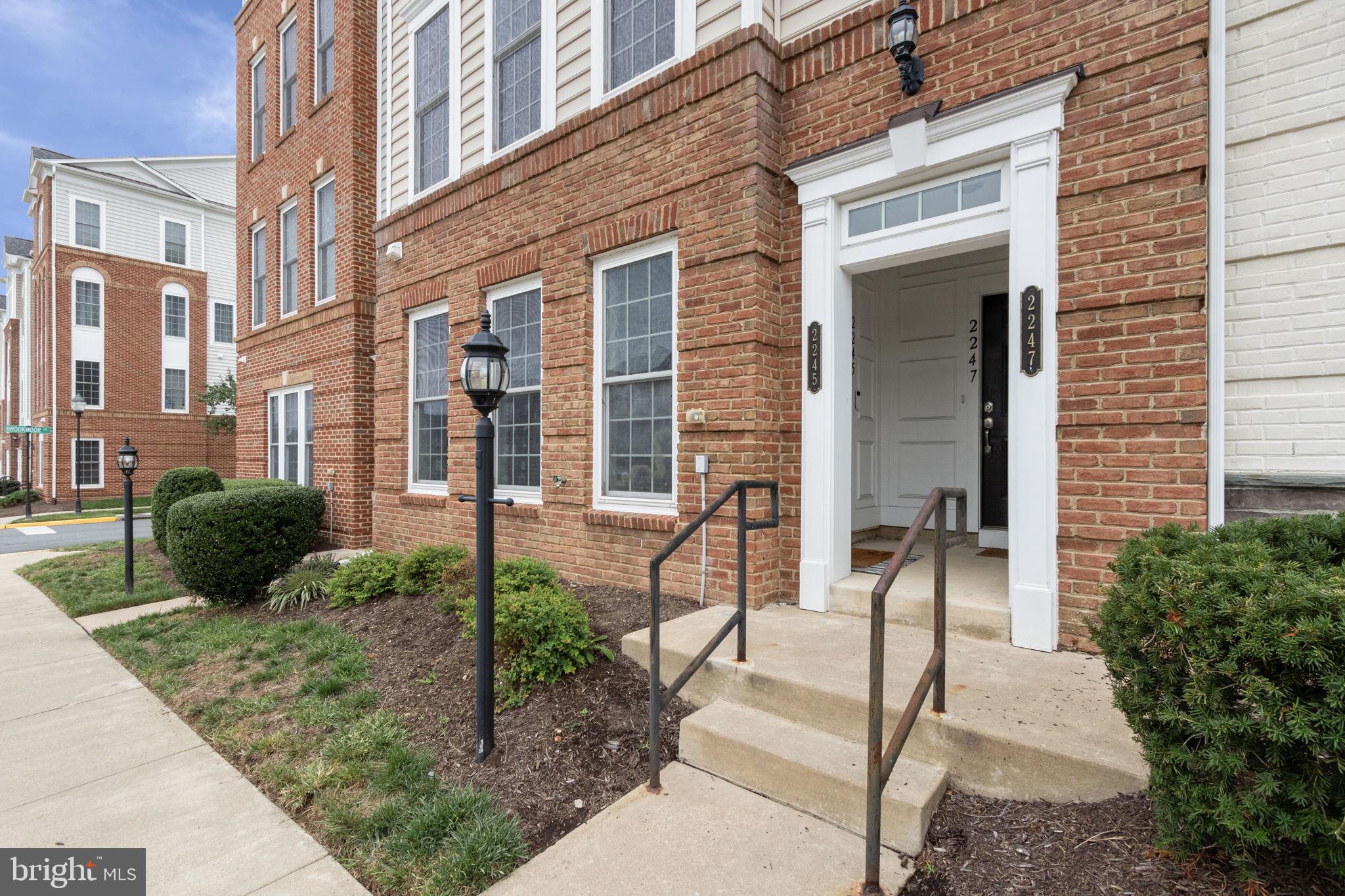 2247 Oberlin Dr #436a