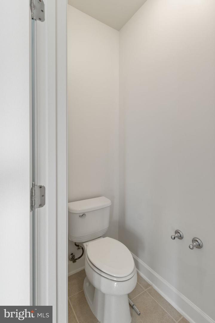 2247 Oberlin Dr #436a