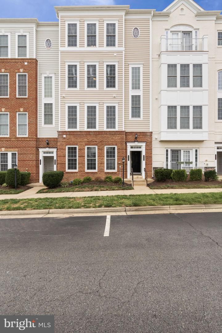 2247 Oberlin Dr #436a