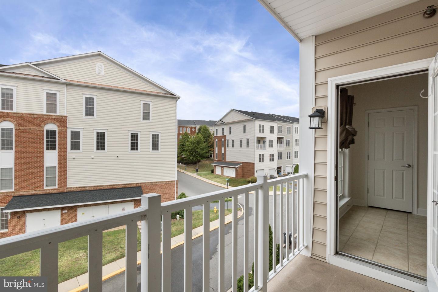 2247 Oberlin Dr #436a