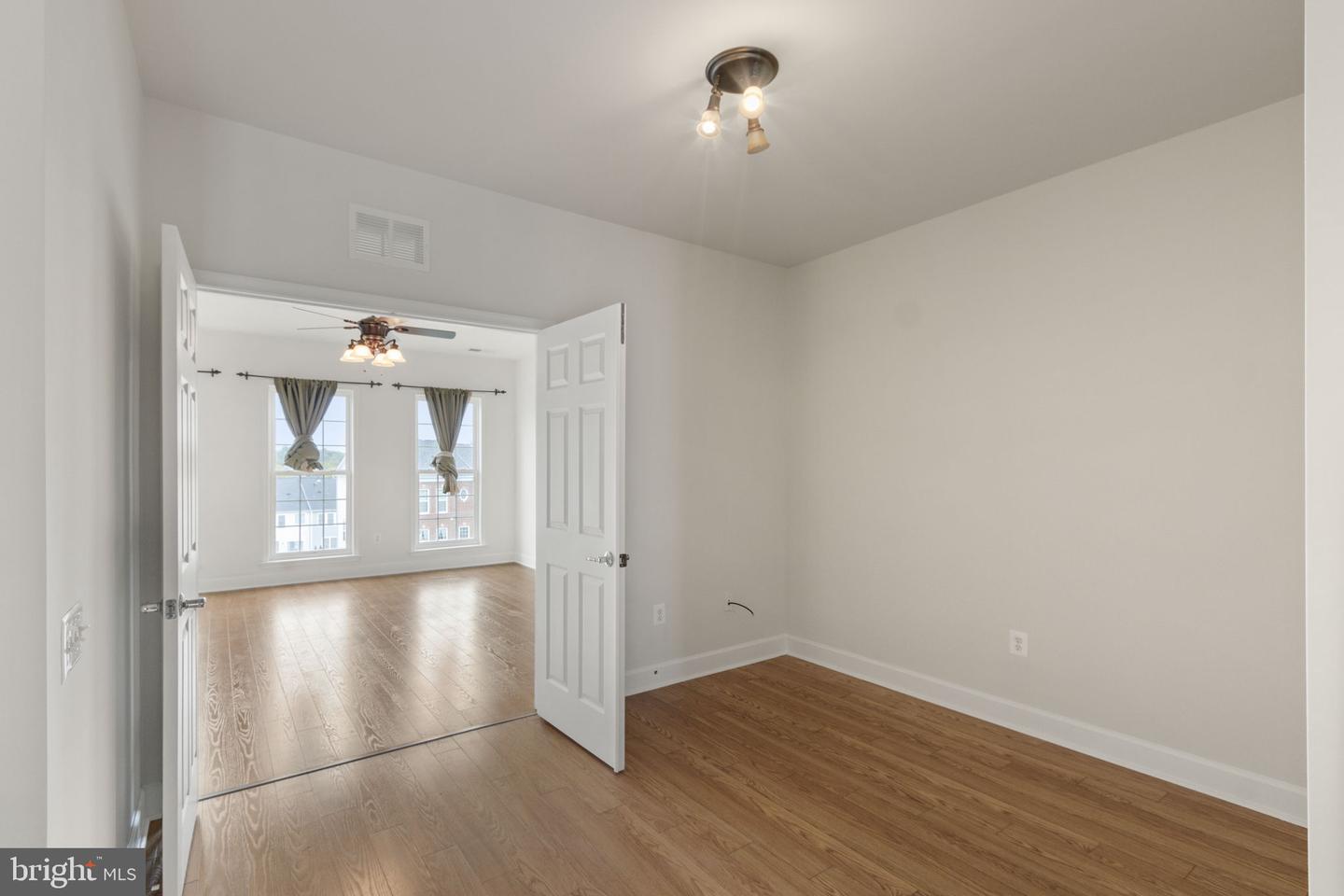 2247 Oberlin Dr #436a