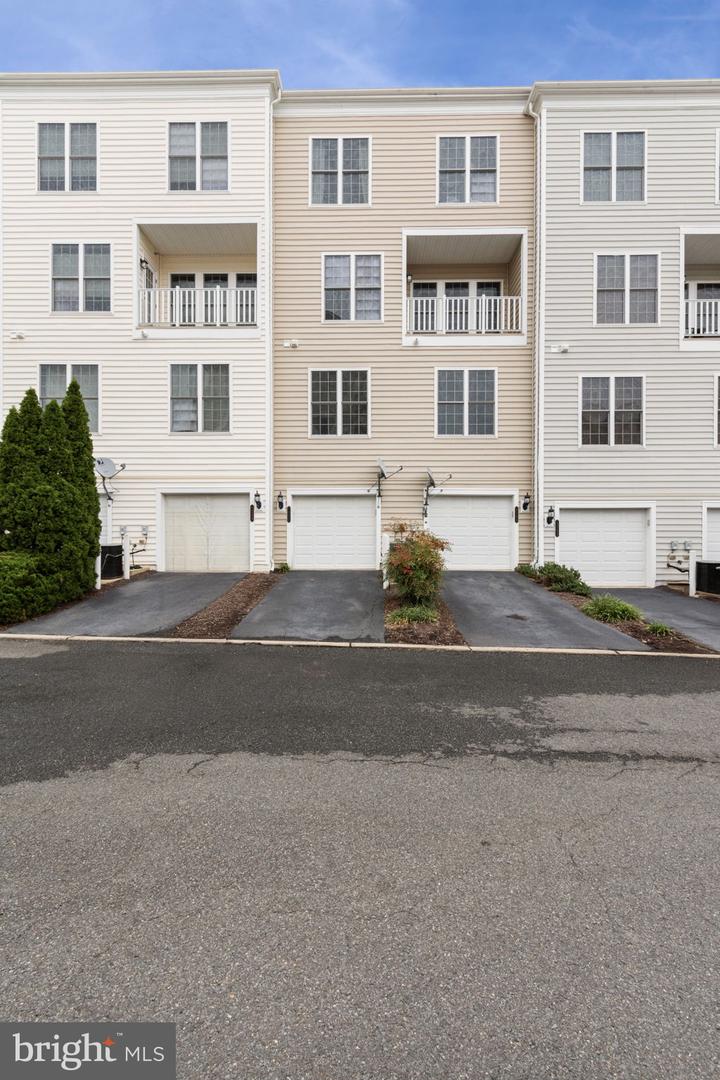 2247 Oberlin Dr #436a