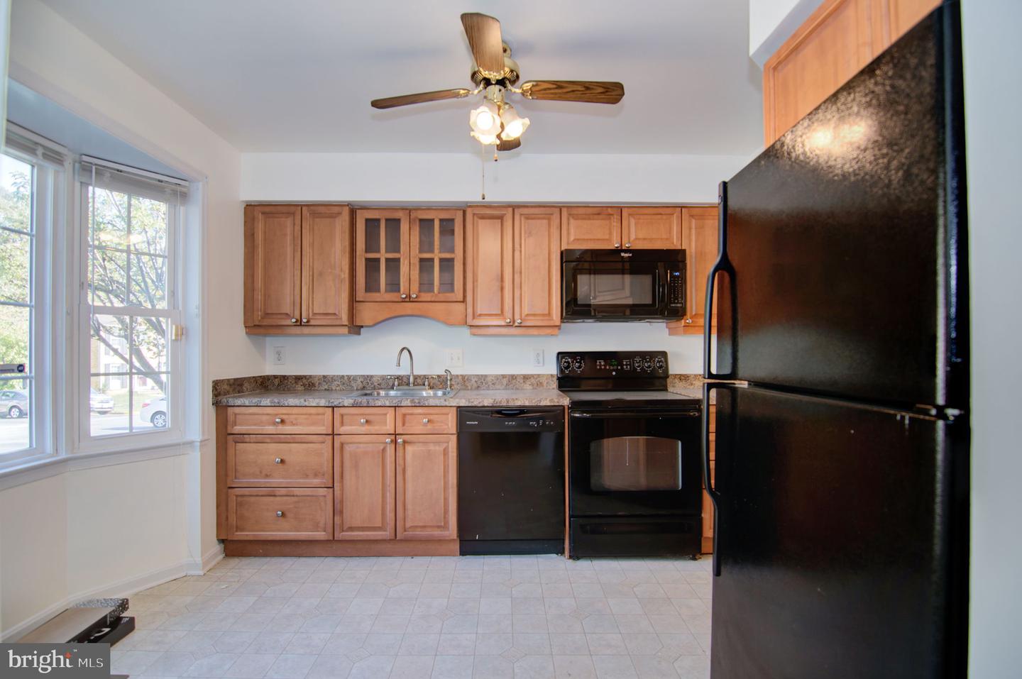 11289 Edgemoor Ct