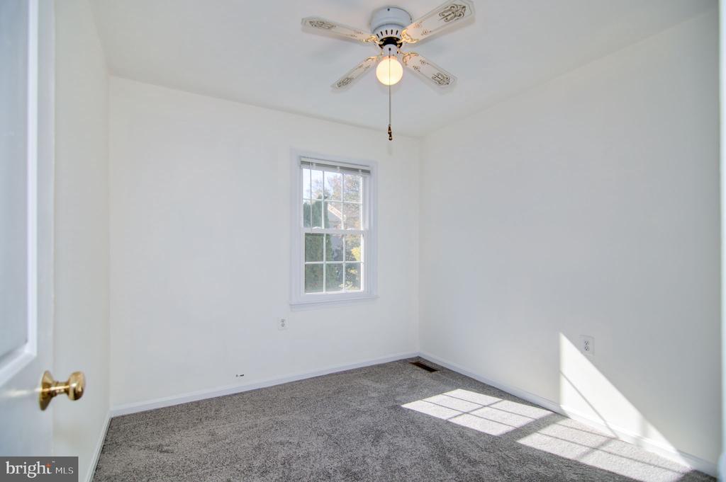 11289 Edgemoor Ct