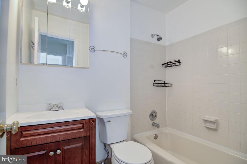 11289 Edgemoor Ct