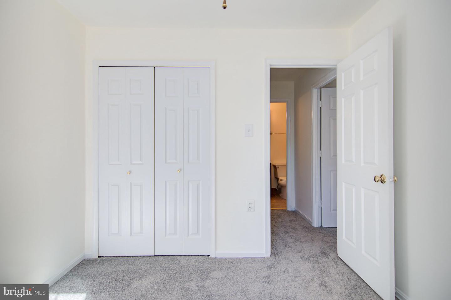 11289 Edgemoor Ct