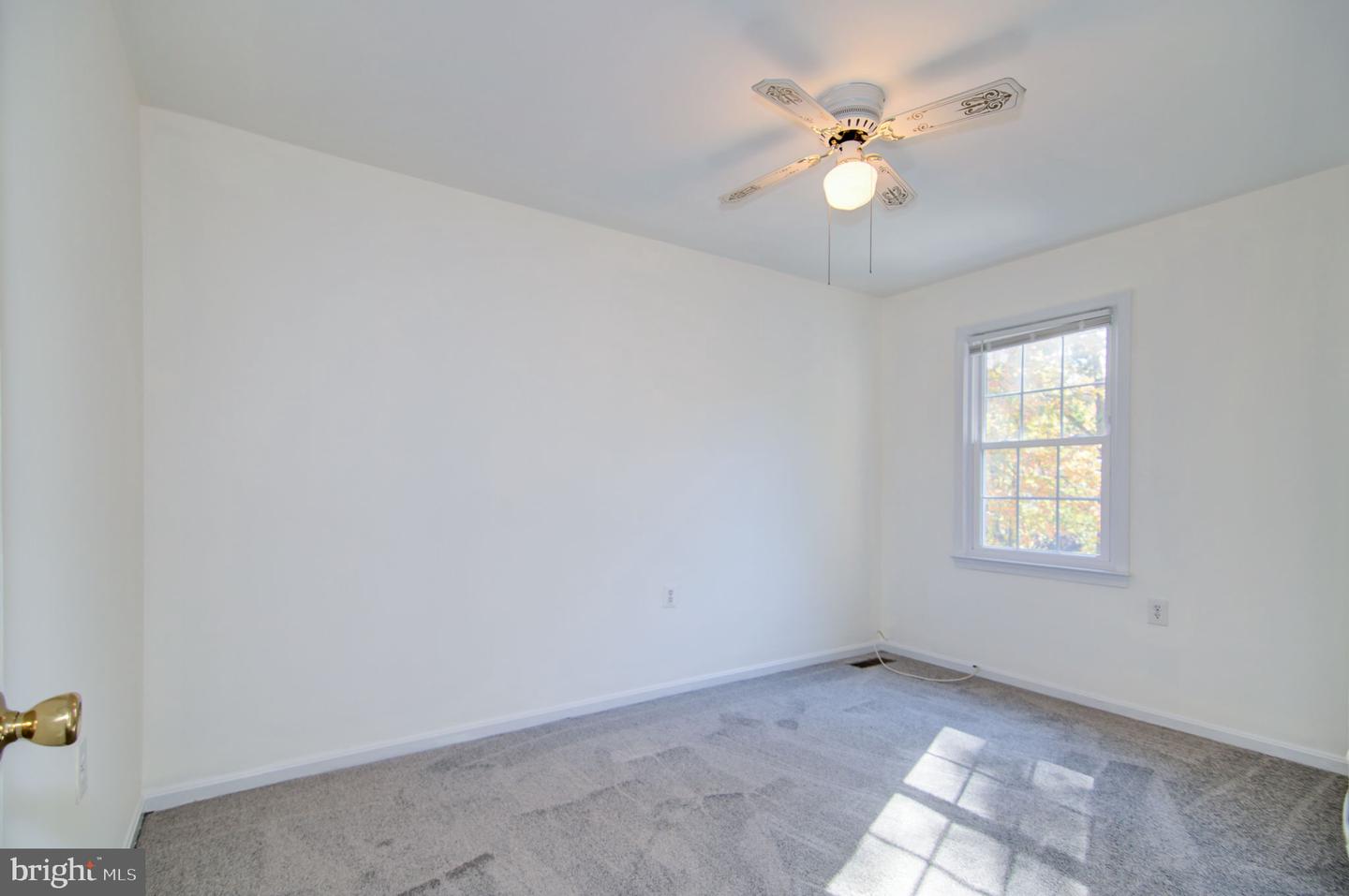11289 Edgemoor Ct